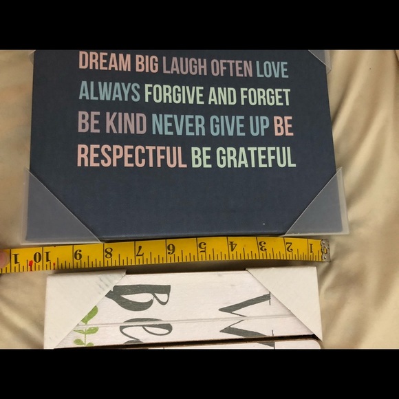 2 wall hangings New inspiration  4/$10item - Picture 6 of 8